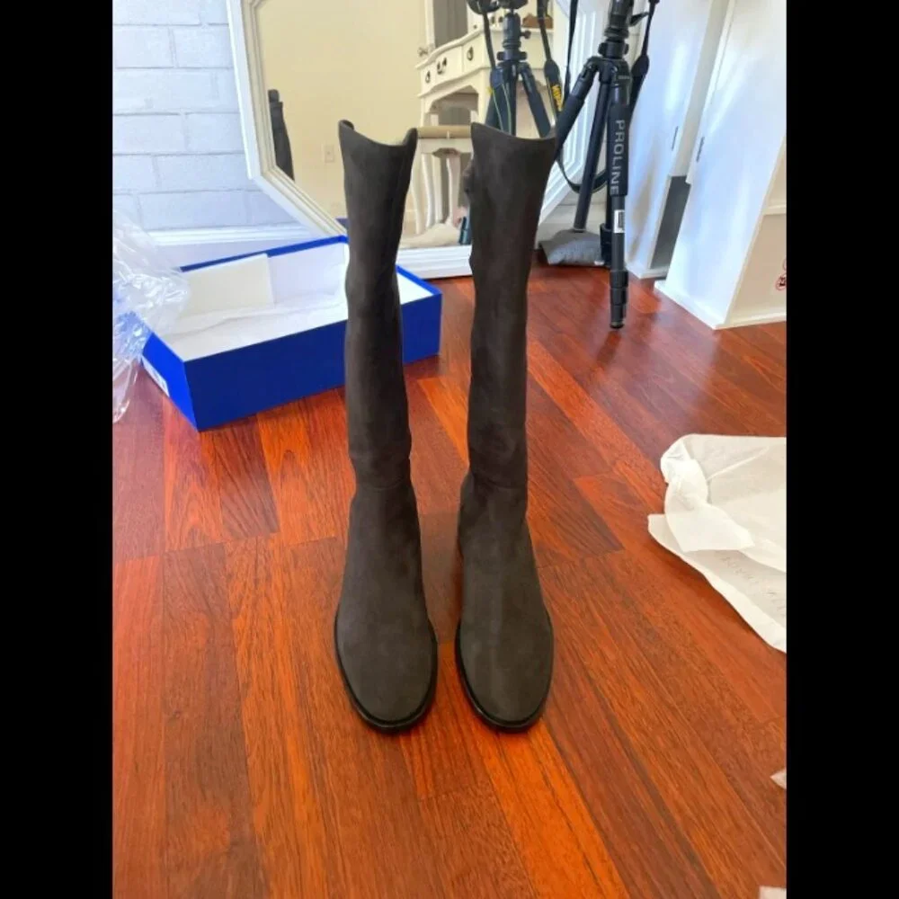 Stuart Weitzman Keelan City Suede Knee-High Boot Size 8.5